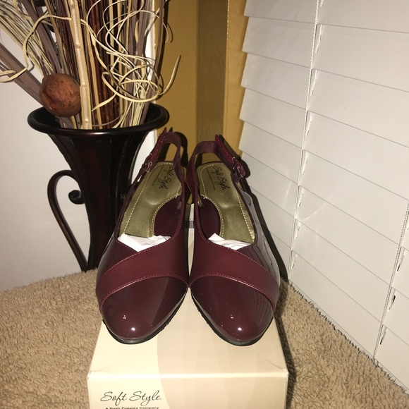 NEW Soft Style Dagmar Slingback Heels - Picture 9 of 14